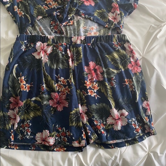 Flower Romper - Picture 2 of 3